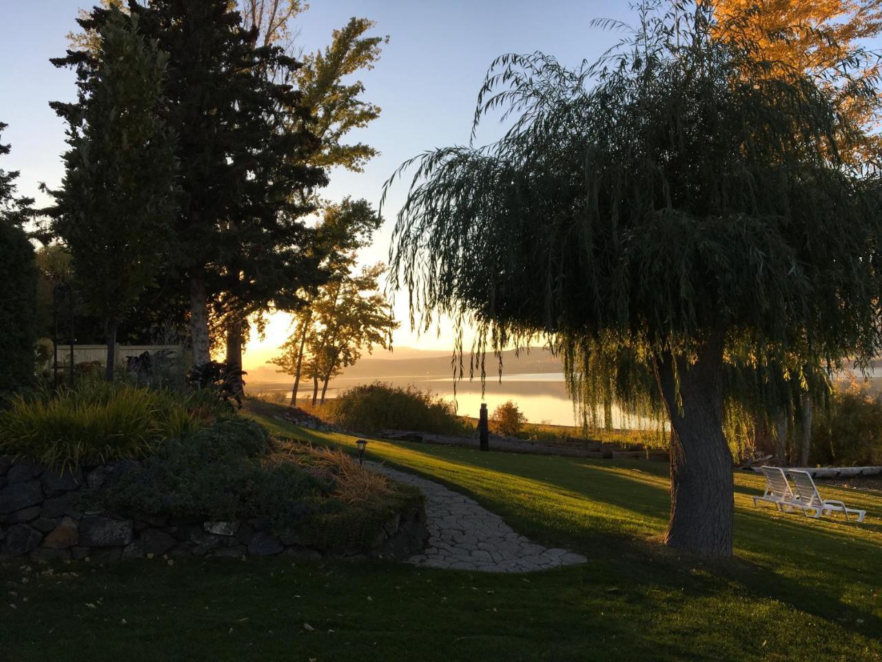 Lakeside Country Inn Savona Exterior foto